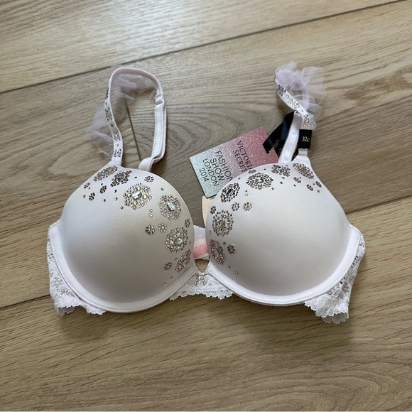 NWT Victoria Secret Fashion Show Dream Angel Rhinestone Set 32C S - Picture 2 of 8